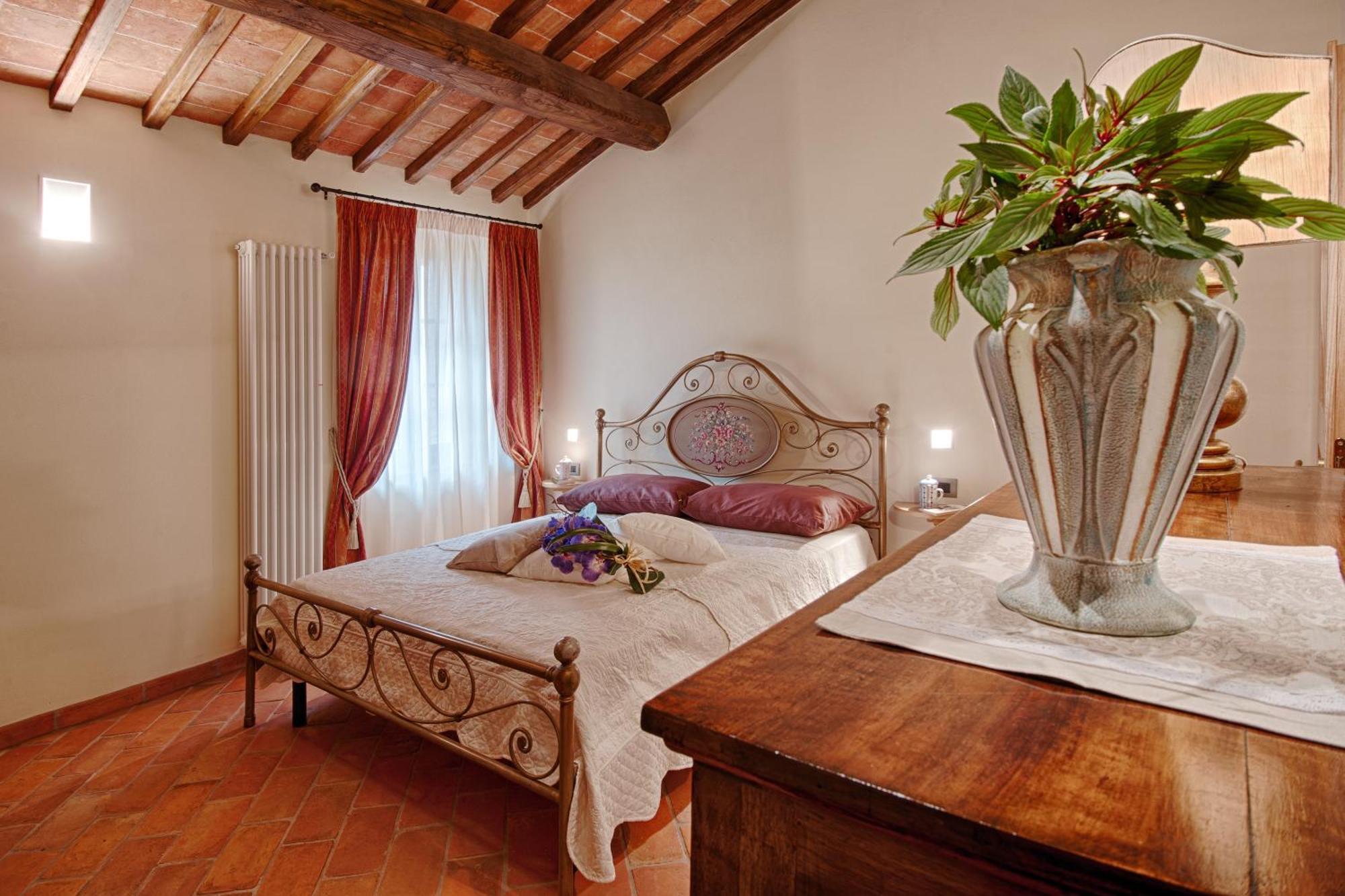 Relais La Costa Historical Residence Monteriggioni Exterior photo
