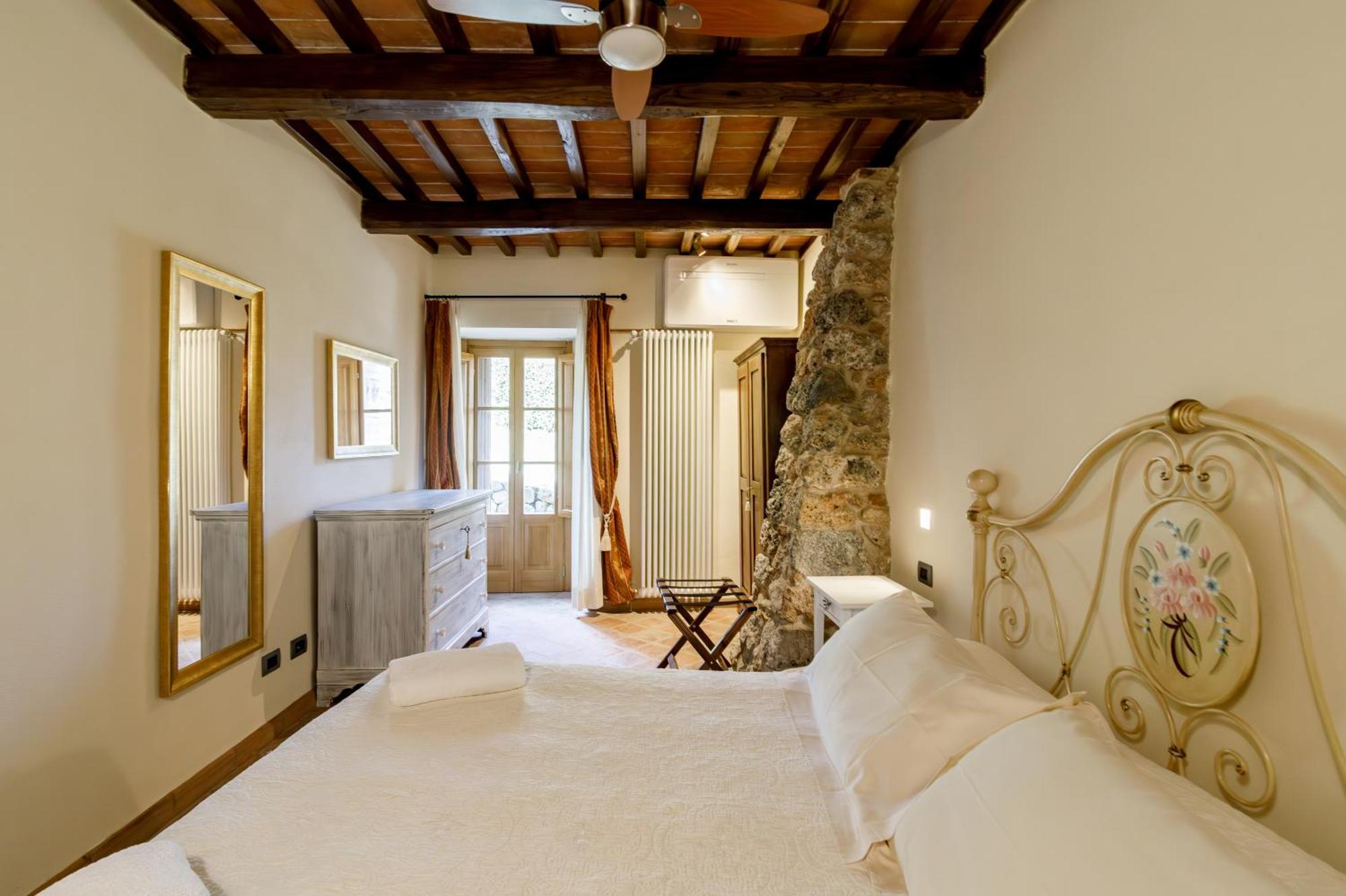 Relais La Costa Historical Residence Monteriggioni Exterior photo