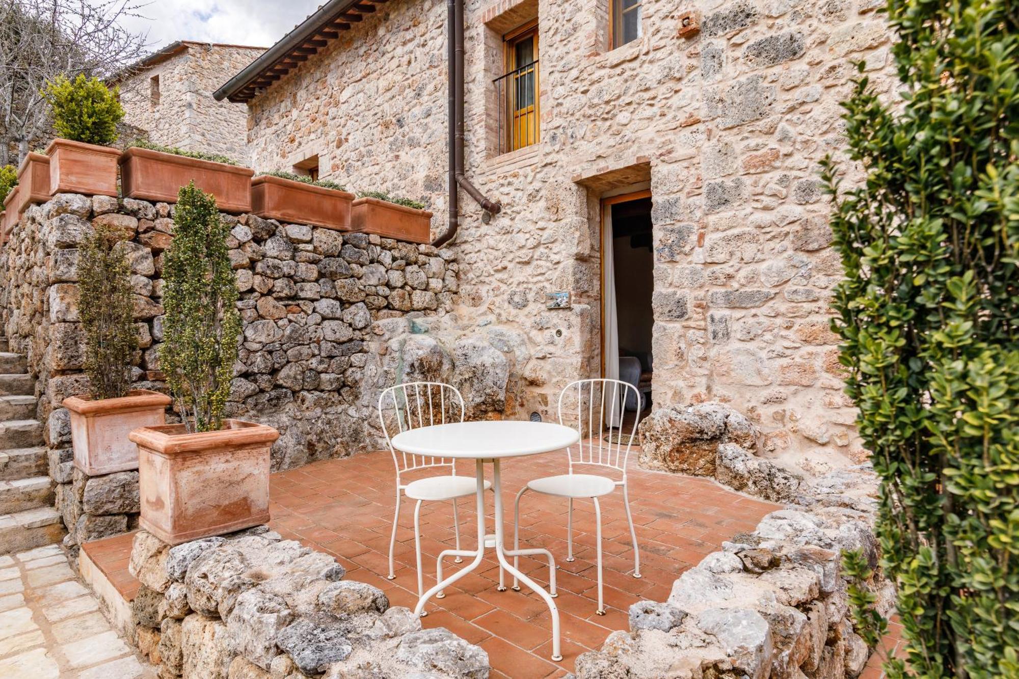Relais La Costa Historical Residence Monteriggioni Exterior photo