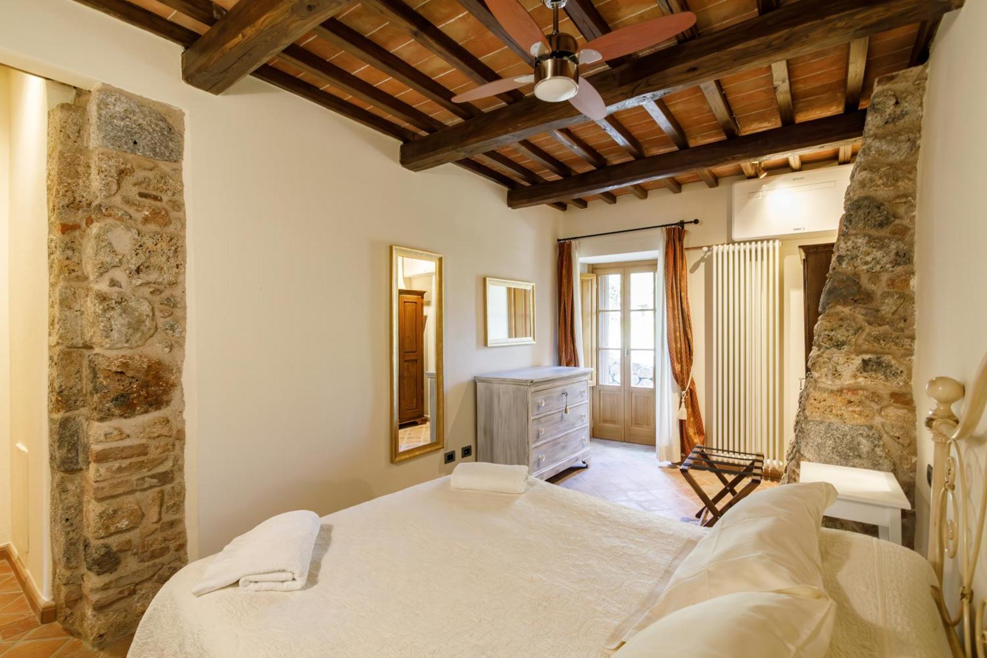 Relais La Costa Historical Residence Monteriggioni Exterior photo