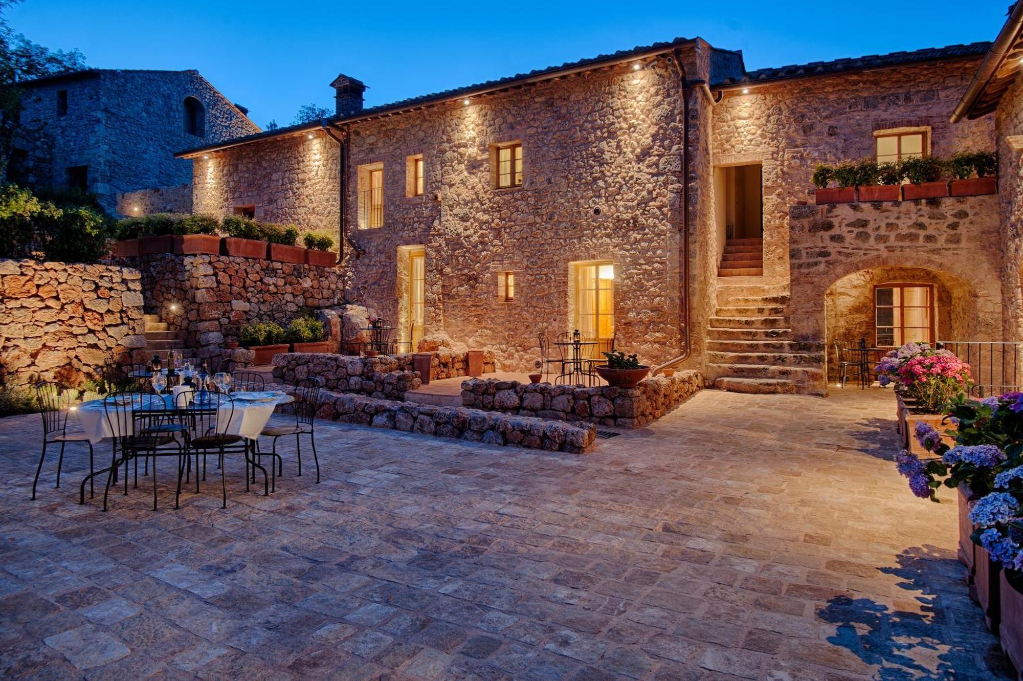 Relais La Costa Historical Residence Monteriggioni Exterior photo